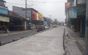 Perbaikan Jalan Gudang Kota Sukabumi Mulai Rampung, Arus Lalu Lintas Kian Lancar| Sumber: radarjabar.com