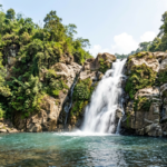 Curug Awang Jadi Destinasi Wisata Alam Favorit di Sukabumi