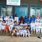 Mahasiswa UBSI Sukabumi Tanamkan Nilai Toleransi Sejak Dini Melalui Dongeng “Sayangi Teman, Hormati Perbedaan” di KB Al Muchtar Sukaraja