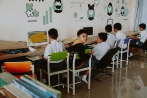Roblox Jadi Wadah Kreativitas dan Hiburan bagi Generasi Muda