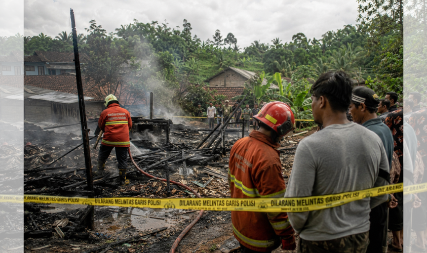 Kebakaran Maut di Palabuhanratu: Ibu Tewas Terjebak dan Balita Mengalami Luka Bakar 40 Persen