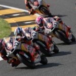 Indonesia Raya Berkumandang di Sachsenring, Kiandra Ramadhipa Cetak Sejarah di Red Bull MotoGP Rookies Cup 2026